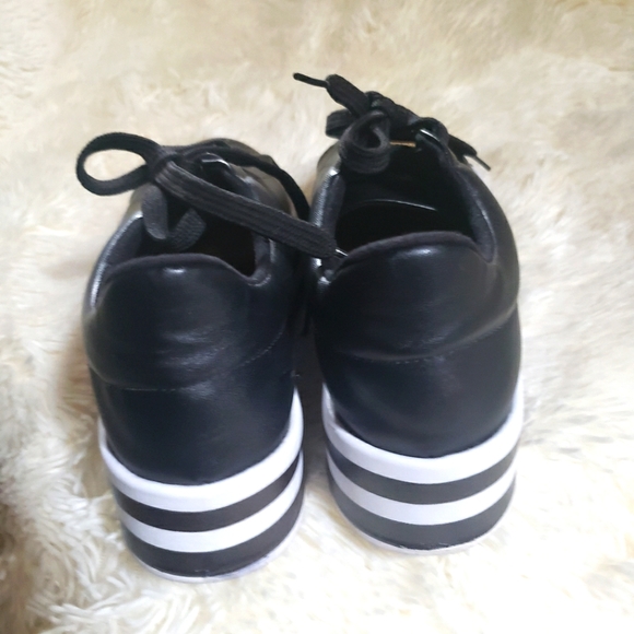 EC Vizzano chunky platform black & white loafers sz 8 US/ 39 Euro - Picture 5 of 13